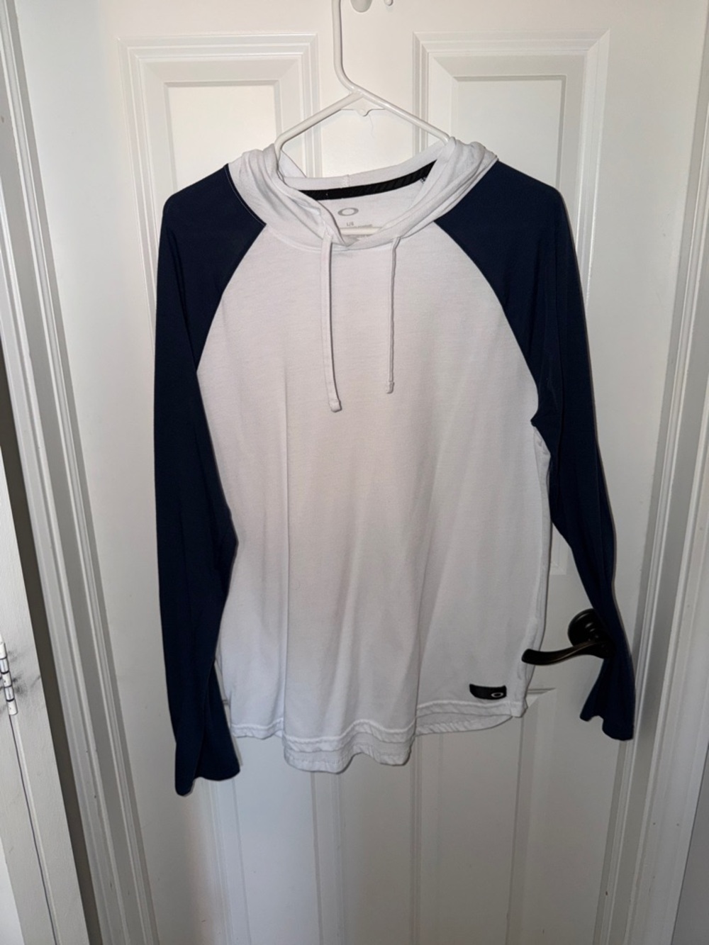 Oakley White Body Navy Raglan Hooded Long Sleeve